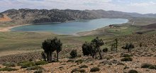 Der Sidi Ali-See im Mittleren Atlas Marokkos liegt auf einer Höhe von 2.080 Metern über dem Meeresspiegel und befindet sich unmittelbar am Nordrand der Sahara. Foto: Institut für Geographie/Universität Leipzig