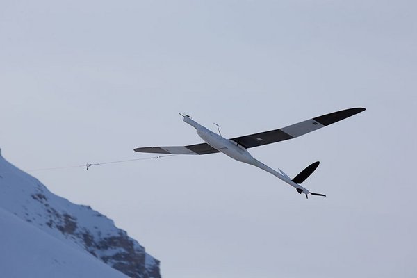 UAV MASC während des Starts zu einem Messflug (Foto: Alexander Peuker, TU Braunschweig).